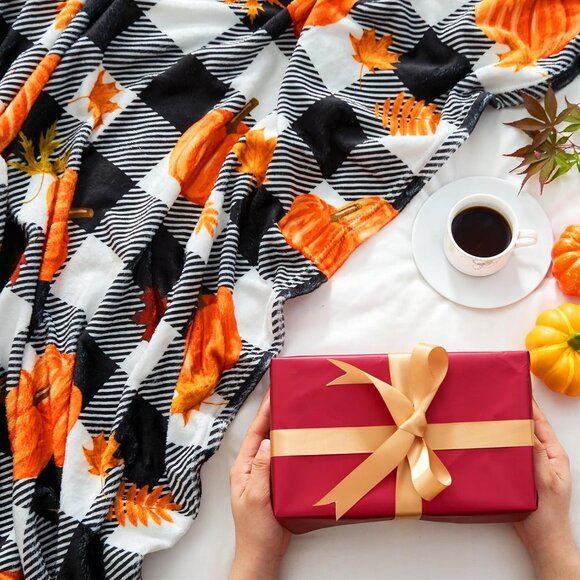 Pumpkin Leaf Fall Plaid Throw Blanket -Cozy 50"x60" Autumn Decor for Couch & Bed - Picture 7 of 7